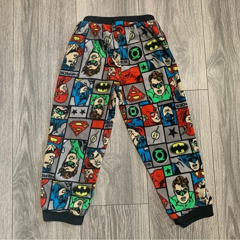 Justice League Kids Graphic Pijamas‎ Size 6